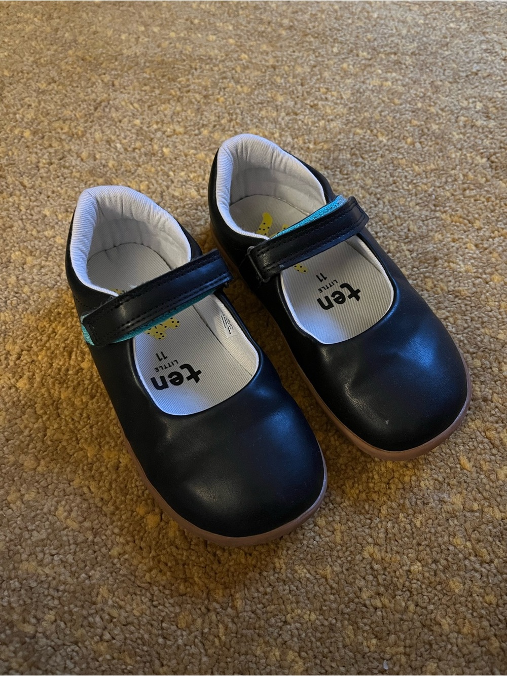 Ten Little Black Mary Jane Shoes girls size 11